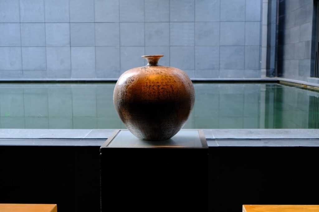 Asian Garden Scent: Invisible Design for Modern Homes - minimalist zen garden interior