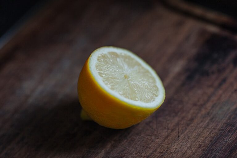Mood Science: Citrus & Bergamot for Elevated Well-being - minimalist citrus bergamot