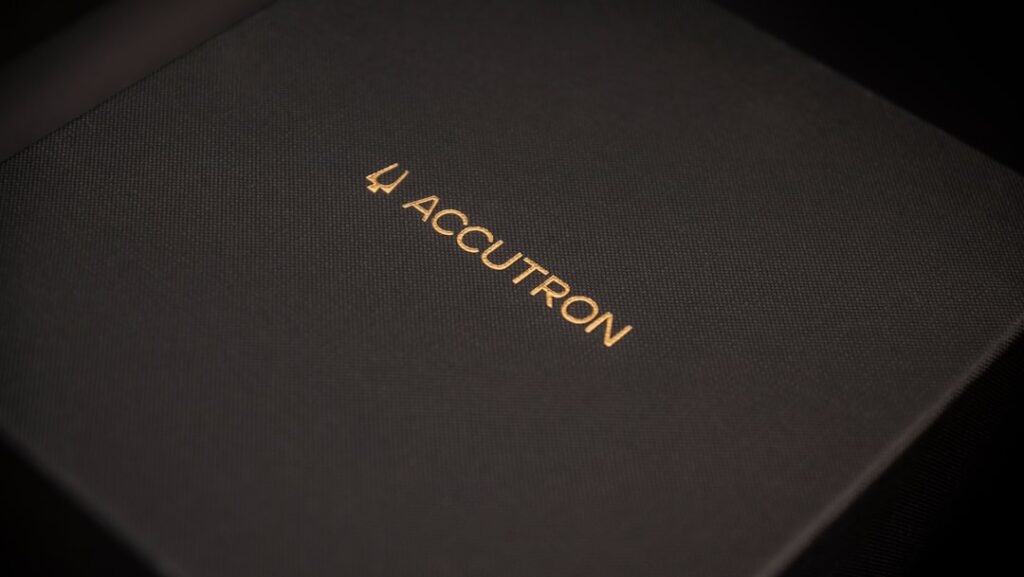 Discerning Home Scenting: Dreamy Aroma's Refined Approach - monochrome luxury diffuser