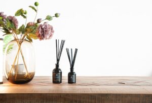 Crafting Refined Lavender Blends for Home Scenting